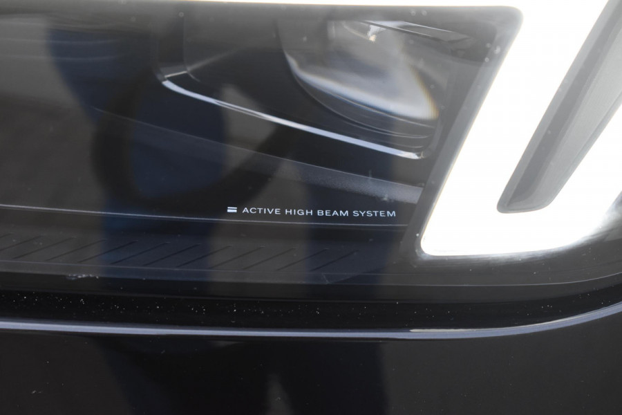 Volvo XC90 T8 455PK Plug-in hybrid AWD Ultra Dark / Bowers & Wilkins / Luchtvering / Head-Up Display / 360 Camera / Massagestoelen / Elektrisch bedienbare stoelen met geheugen / Stoelventilatie / Nappaleder / Elektrisch uitklapbare trekhaak