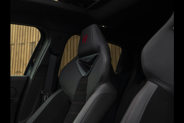 Alfa Romeo junior Elettrica Veloce 54 kWh | Corsa stoelen | Pano-dak | Techno Pack | Sport Pack