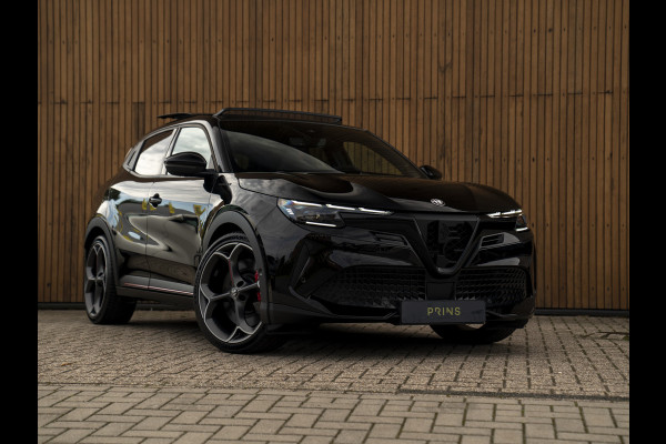Alfa Romeo junior Elettrica Veloce 54 kWh | Corsa stoelen | Pano-dak | Techno Pack | Sport Pack