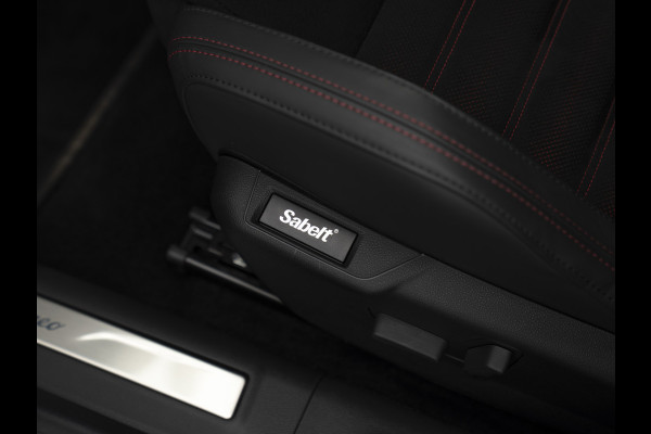 Alfa Romeo junior Elettrica Veloce 54 kWh | Corsa stoelen | Pano-dak | Techno Pack | Sport Pack