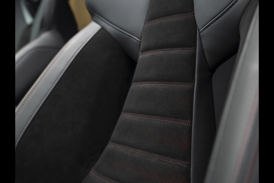 Alfa Romeo junior Elettrica Veloce 54 kWh | Corsa stoelen | Pano-dak | Techno Pack | Sport Pack