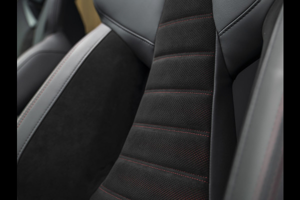 Alfa Romeo junior Elettrica Veloce 54 kWh | Corsa stoelen | Pano-dak | Techno Pack | Sport Pack