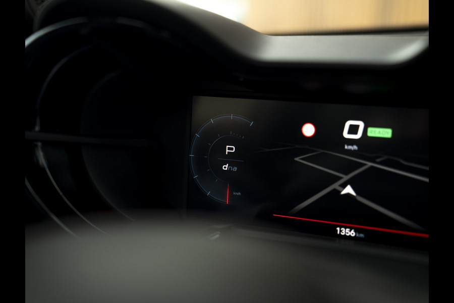 Alfa Romeo junior Elettrica Veloce 54 kWh | Corsa stoelen | Pano-dak | Techno Pack | Sport Pack