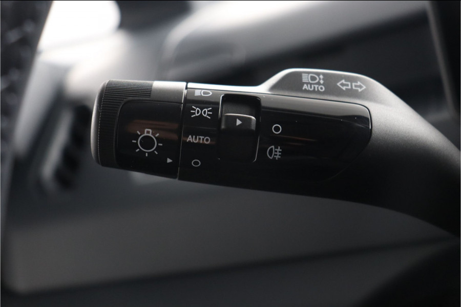 Kia PV5 Passenger Elite 71.2 kWh - 11kW 3-fase - 5 Zits - 360°-camera - Parkeersensoren, voor-, zij- en achterkant - 7 Jaar of 150.000 Fabrieksgarantie