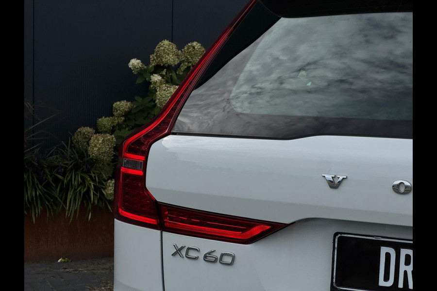 Volvo XC60 2.0 B5 AWD R-Design NAVI|LEDER|CAMERA|SPORTVELGEN