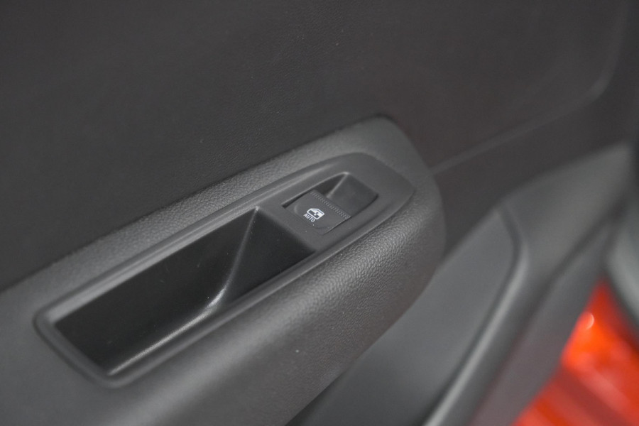 Renault Clio TCe 90 GPF Techno | 360 Camera | Adaptieve Cruise Control | 9.3 Inch Groot Scherm