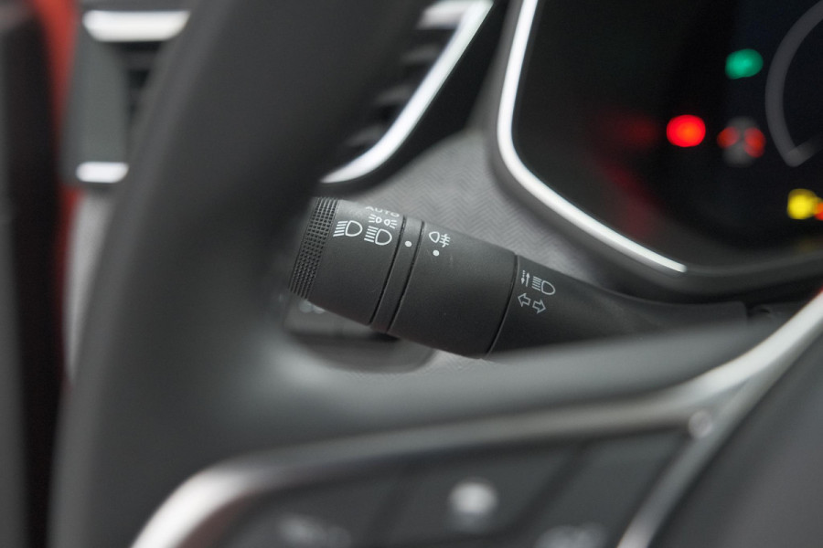 Renault Clio TCe 90 GPF Techno | 360 Camera | Adaptieve Cruise Control | 9.3 Inch Groot Scherm