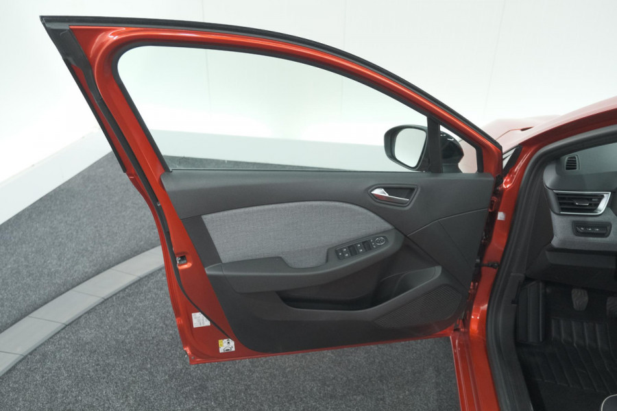 Renault Clio TCe 90 GPF Techno | 360 Camera | Adaptieve Cruise Control | 9.3 Inch Groot Scherm