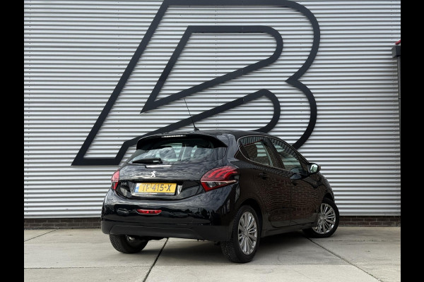 Peugeot 208 1.2 PureTech Blue Lease Executive 2e Eigenaar|Navi|Carplay|PDC|Clima|Cruise|Elek ramen|LM velgen|N.A.P|APK tot 07-2027