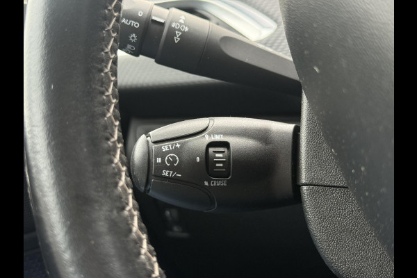 Peugeot 208 1.2 PureTech Blue Lease Executive 2e Eigenaar|Navi|Carplay|PDC|Clima|Cruise|Elek ramen|LM velgen|N.A.P|APK tot 07-2027