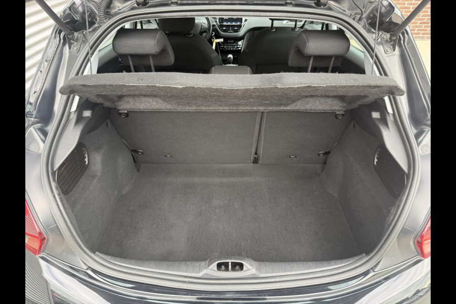 Peugeot 208 1.2 PureTech Blue Lease Executive 2e Eigenaar|Navi|Carplay|PDC|Clima|Cruise|Elek ramen|LM velgen|N.A.P|APK tot 07-2027
