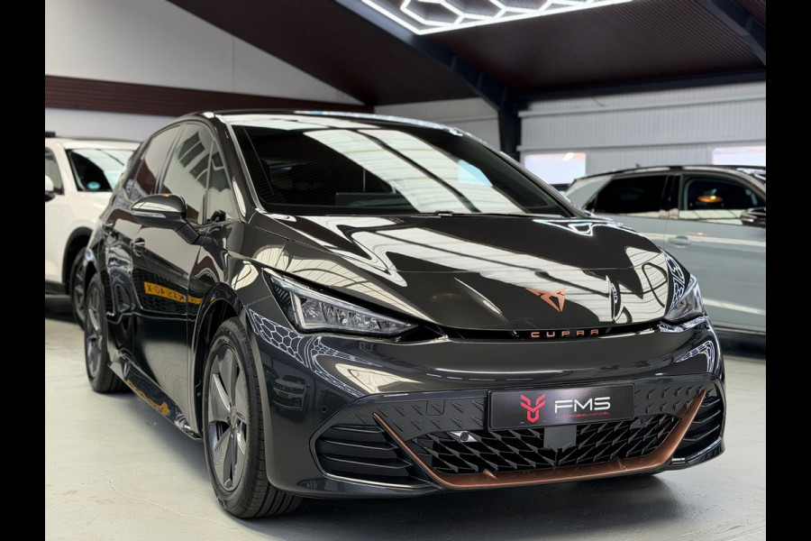 CUPRA Born Essential 62 kWh CarPlay 204 pk
