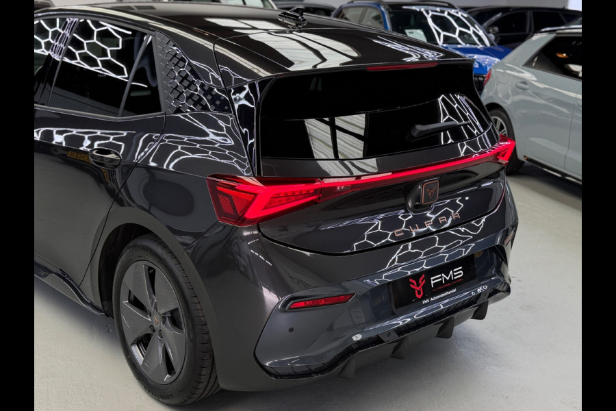 CUPRA Born Essential 62 kWh CarPlay 204 pk