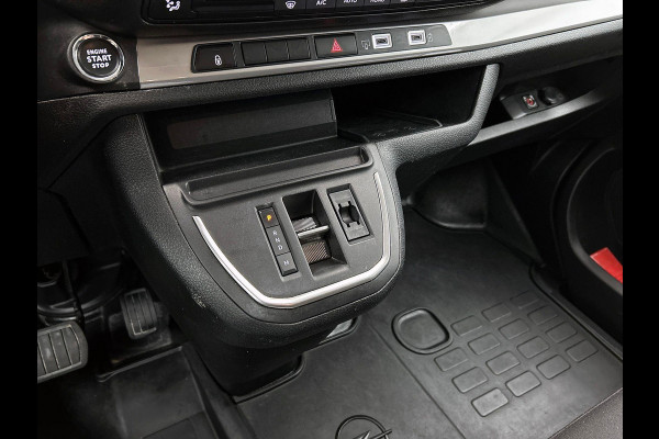 Opel Vivaro 2.0 Diesel 180pk L3 Automaat Dubbele Cabine 2 schuifdeuren Android Auto/Apple CarPlay Navigatie Keyless Entry&Start Climate Control Camera Cruise Control Houten afwerking laadruimte Trekhaak lichtmetalen velgen
