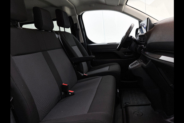 Opel Vivaro 2.0 Diesel 180pk L3 Automaat Dubbele Cabine 2 schuifdeuren Android Auto/Apple CarPlay Navigatie Keyless Entry&Start Climate Control Camera Cruise Control Houten afwerking laadruimte Trekhaak lichtmetalen velgen