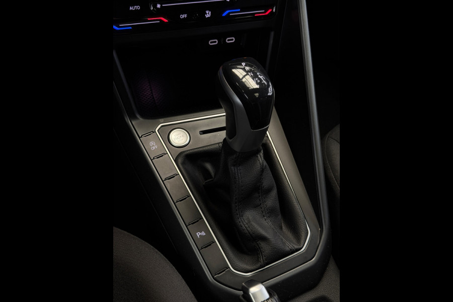 Volkswagen Taigo 1.0 TSI 2x R-Line Panorama CarPlay Camera