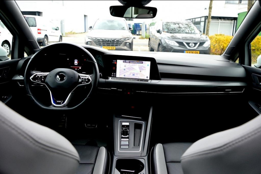 Volkswagen Golf 1.4 eHybrid GTE IQ LMV18/NAV/LEER/SFEER/PANO