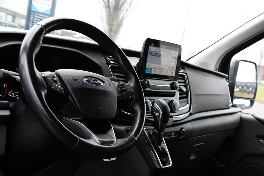 Ford Transit Custom 300 2.0 TDCI L2H1 DC Raptor Edition Limited Camera, Cruise, Carplay, 130pk, Automaat, Sensoren, Multimedia, 2 x Schuifdeur, UNIEK!
