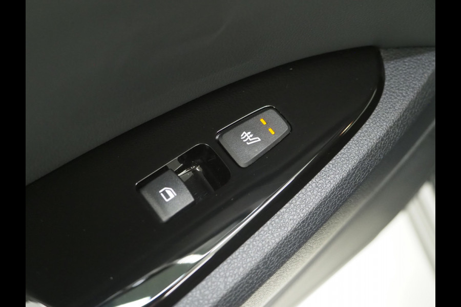 Kia Sportage 1.6 T-GDi Plug-in Hybrid AWD DynamicPlusLine | Leder | Stoelventilatie | 360 | Sfeerlicht | Keyless | Adaptive Cruise
