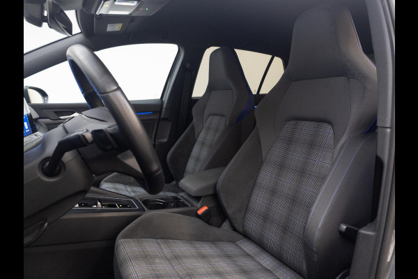 Volkswagen Golf 1.4 eHybrid GTE AUT| Camera| Navi| 17'LM-velgen | extra getint glas |