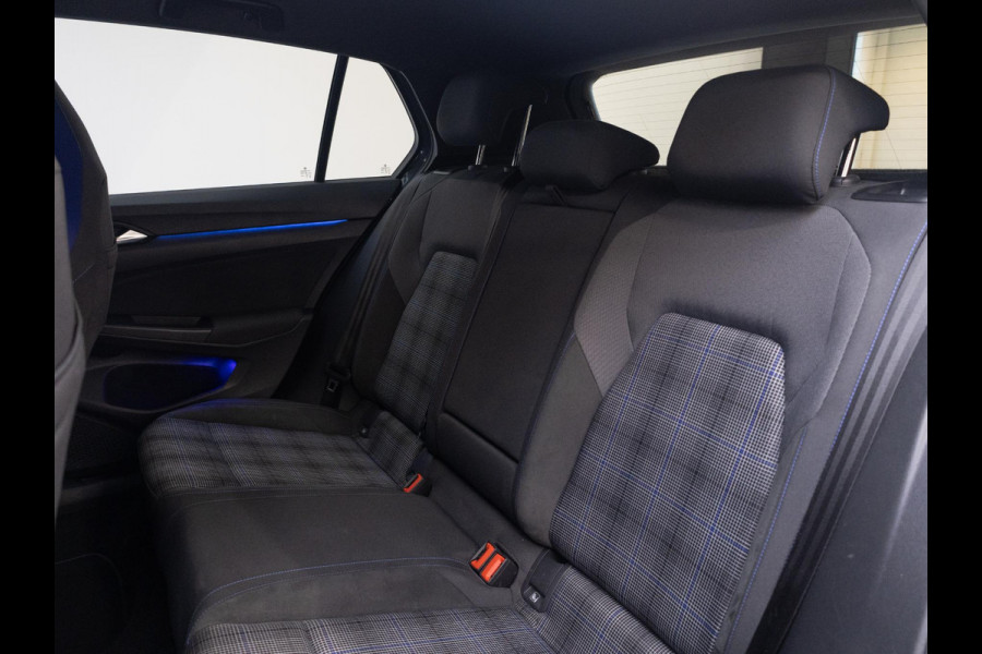 Volkswagen Golf 1.4 eHybrid GTE AUT| Camera| Navi| 17'LM-velgen | extra getint glas |