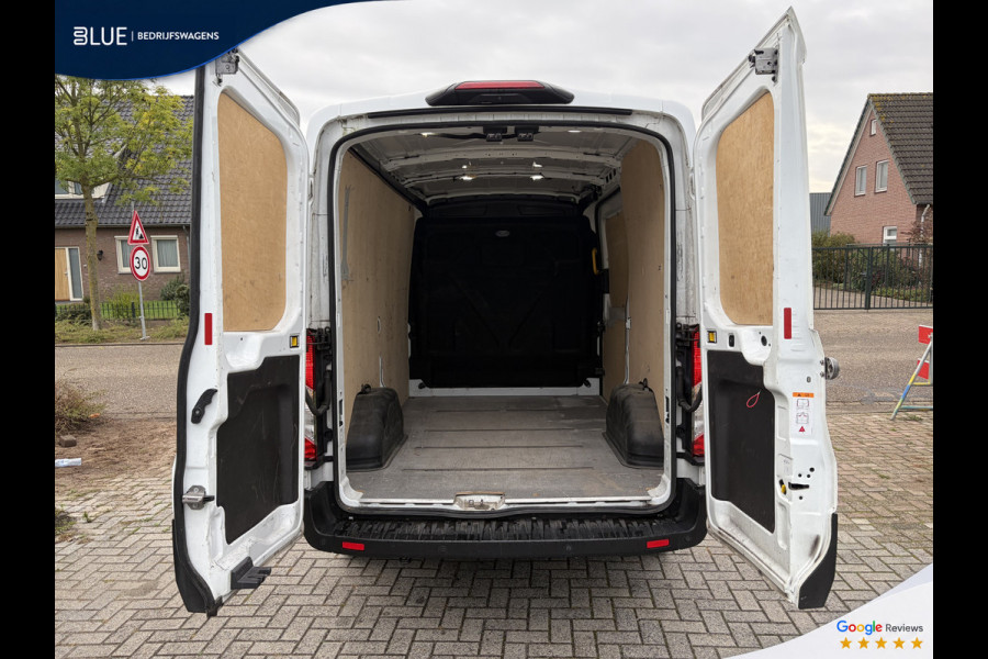 Ford Transit 350 2.0 TDCI 130PK Euro6 Automaat L2H2 Trend ✓ airco ✓ navigatie ✓ camera ✓ APK 04-2027