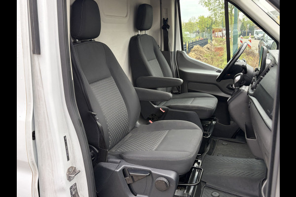 Ford Transit 350 2.0 TDCI 130PK Euro6 Automaat L2H2 Trend ✓ airco ✓ navigatie ✓ camera ✓ APK 04-2027