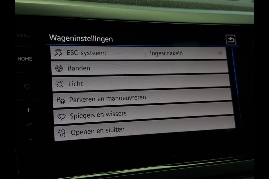 Volkswagen Taigo 1.0 TSI 2x R-Line Panorama CarPlay Camera