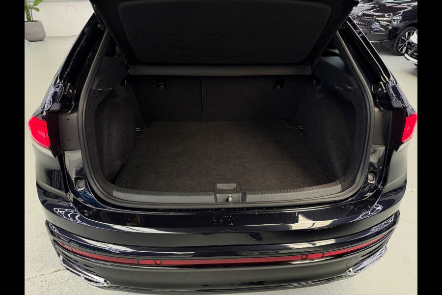 Volkswagen Taigo 1.0 TSI 2x R-Line Panorama CarPlay Camera