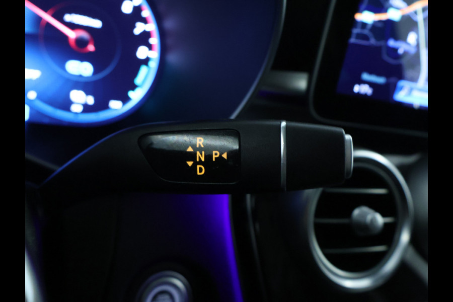 Mercedes-Benz GLC 300 e 4MATIC Premium Plus | Panoramadak | Trekhaak | Nightpakket | Inclusief 24 maanden Mercedes-Benz Certified garantie voor Europa. garage-sale