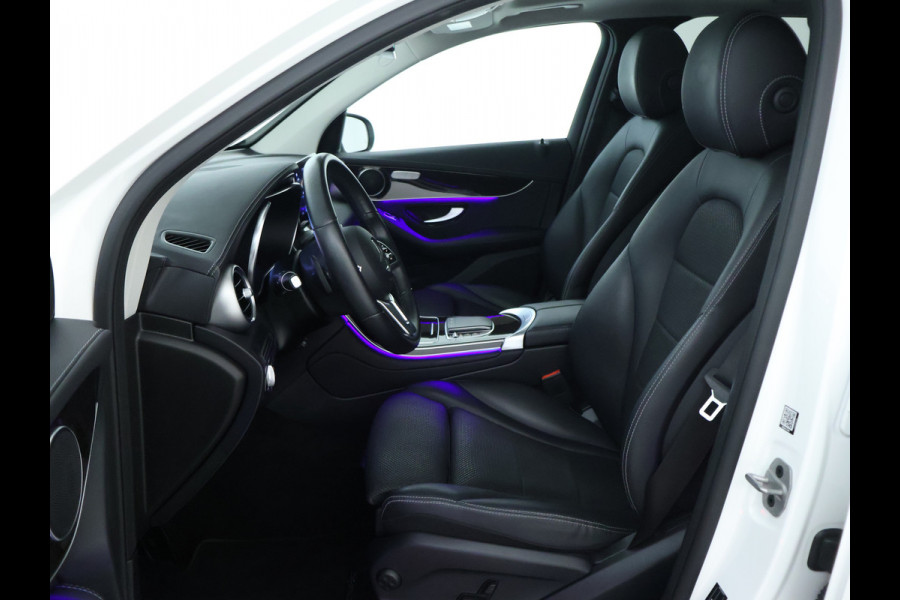 Mercedes-Benz GLC 300 e 4MATIC Premium Plus | Panoramadak | Trekhaak | Nightpakket | Inclusief 24 maanden Mercedes-Benz Certified garantie voor Europa. garage-sale
