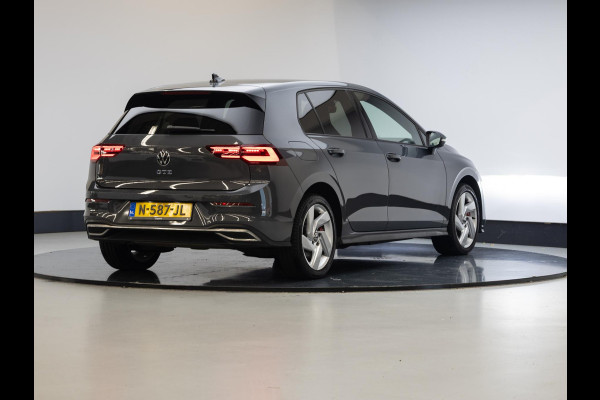 Volkswagen Golf 1.4 eHybrid GTE AUT| Camera| Navi| 17'LM-velgen | extra getint glas |