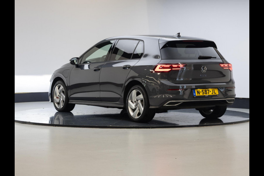 Volkswagen Golf 1.4 eHybrid GTE AUT| Camera| Navi| 17'LM-velgen | extra getint glas |