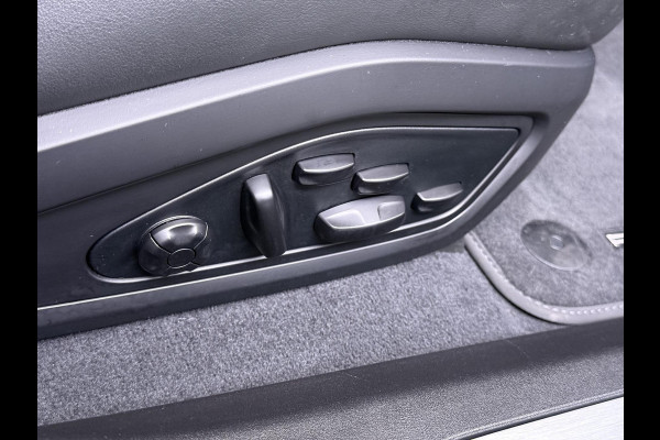 Porsche Taycan 4S Performance 84 kWh SOH 91%| VAN: 56.900,- VOOR: 53.877,- UW HERFSTVOORDEEL: 3.023,-| 18 VOUDIGE STOELVERSTELLING| PORSCHE DEALER ONDERHOUDEN| ORIG. NL NAP 1STE EIGENAAR| 360 CAM| PANORAMADAK|