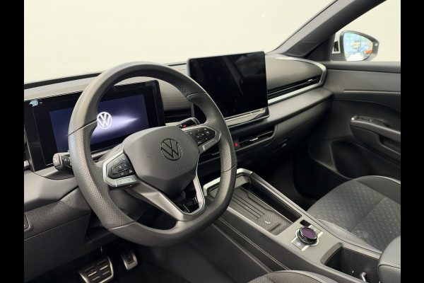 Volkswagen T-Roc 1.5 eTsi R-Line First Edition IQ-light Adaptive-Cruise