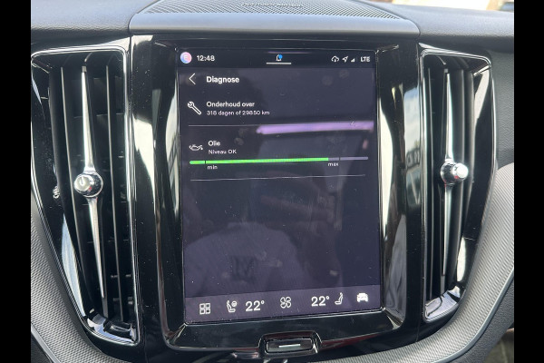 Volvo XC60 2.0 T6 Plug-in hybrid AWD Plus Black Edition SHOWROOM PRIJS VAN €51.900,- NU VOOR SLECHTS €49.877,- | LUCHTVERING | ELEK. TREKHAAK | STOEL + STOELVERWARMING | ACHTERBANK VERWAMRD | HARMAN KARDON | RIJKLAAR | FABRIEKS GARANTIE T/M 7-2027 | PANO |