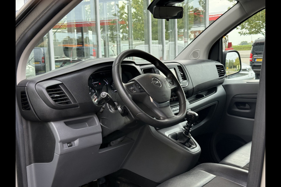 Opel Vivaro 2.0 CDTI L3H1 Edition | Navi | Carplay | Camera | Trekhaak | Dodehoek | PDC