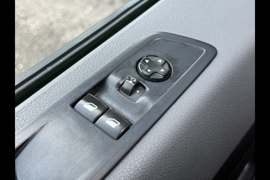 Opel Vivaro 2.0 CDTI L3H1 Edition | Navi | Carplay | Camera | Trekhaak | Dodehoek | PDC