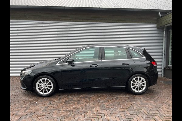 Mercedes-Benz B-Klasse 180 Launch Edition LAGE KM