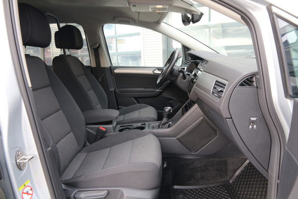 Volkswagen Touran 2.0 TDI 150 | Aut. | Grijs kenteken | Virtual | Cruise | Clima..