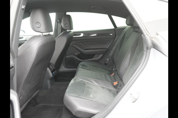 Volkswagen Arteon 1.4 TSI eHybrid R-Line Business+ - Automaat - Winterpakket - Navi - Org.NL
