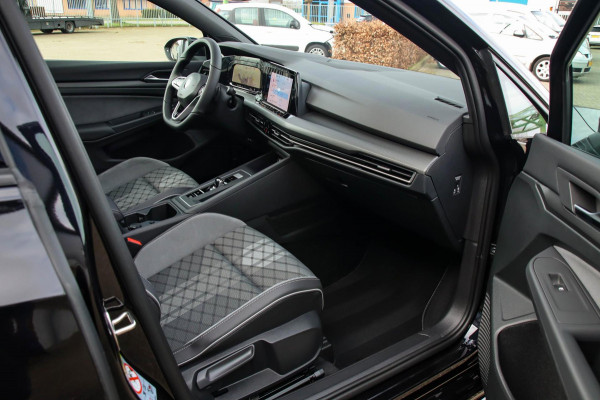 Volkswagen Golf 1.5 eTSI R-Line 150pk DSG 1e Eig|Panoramadak|Virtual Cockpit|IQ LED|Kuipstoelen|NAVI|ACC|DCC|Camera|CarPlay|18inch