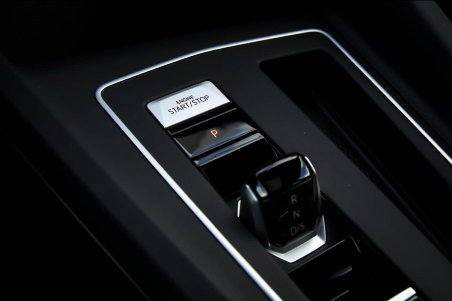 Volkswagen Golf 1.5 eTSI R-Line 150pk DSG 1e Eig|Panoramadak|Virtual Cockpit|IQ LED|Kuipstoelen|NAVI|ACC|DCC|Camera|CarPlay|18inch