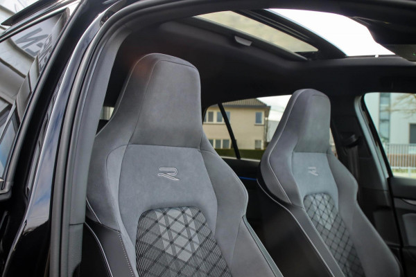 Volkswagen Golf 1.5 eTSI R-Line 150pk DSG 1e Eig|Panoramadak|Virtual Cockpit|IQ LED|Kuipstoelen|NAVI|ACC|DCC|Camera|CarPlay|18inch
