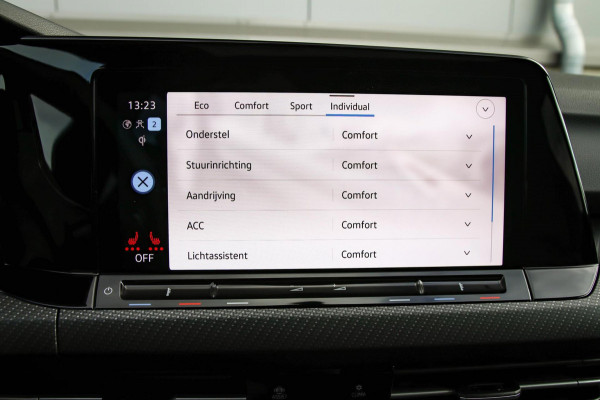 Volkswagen Golf 1.5 eTSI R-Line 150pk DSG 1e Eig|Panoramadak|Virtual Cockpit|IQ LED|Kuipstoelen|NAVI|ACC|DCC|Camera|CarPlay|18inch