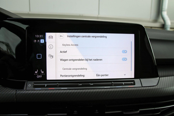 Volkswagen Golf 1.5 eTSI R-Line 150pk DSG 1e Eig|Panoramadak|Virtual Cockpit|IQ LED|Kuipstoelen|NAVI|ACC|DCC|Camera|CarPlay|18inch