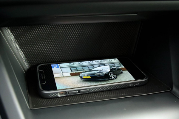 Volkswagen Golf 1.5 eTSI R-Line 150pk DSG 1e Eig|Panoramadak|Virtual Cockpit|IQ LED|Kuipstoelen|NAVI|ACC|DCC|Camera|CarPlay|18inch