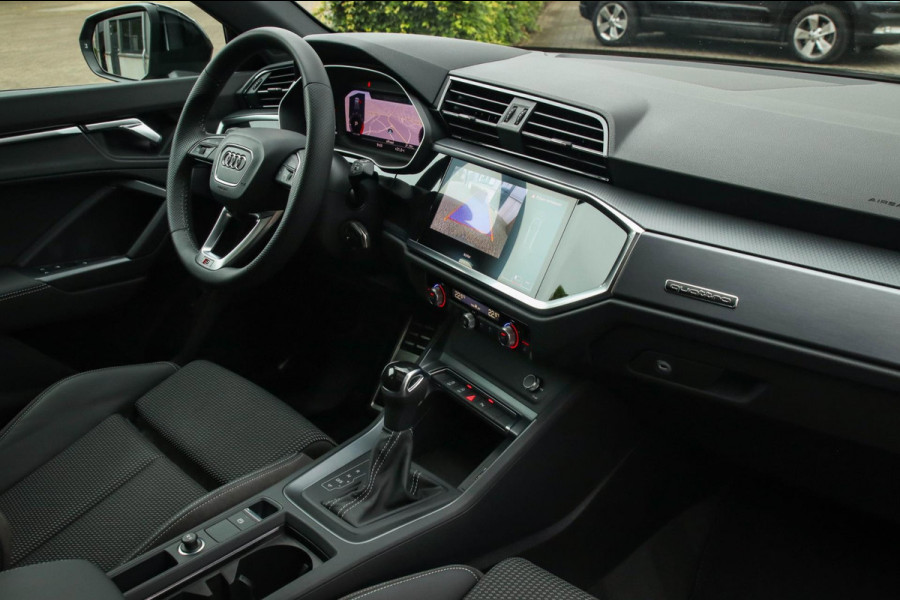 Audi Q3 40 2.0TFSI Quattro Edition One S-line 190pk S-Tronic 1e Eig|Panoramadak|Virtual Cockpit|LED Matrix|Leder|Black|20|Trekhaak