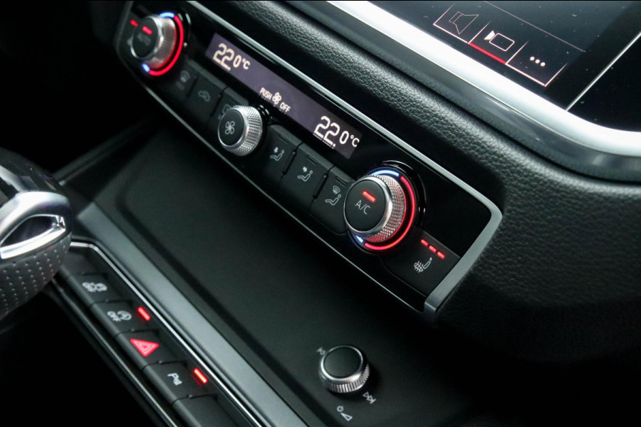 Audi Q3 40 2.0TFSI Quattro Edition One S-line 190pk S-Tronic 1e Eig|Panoramadak|Virtual Cockpit|LED Matrix|Leder|Black|20|Trekhaak