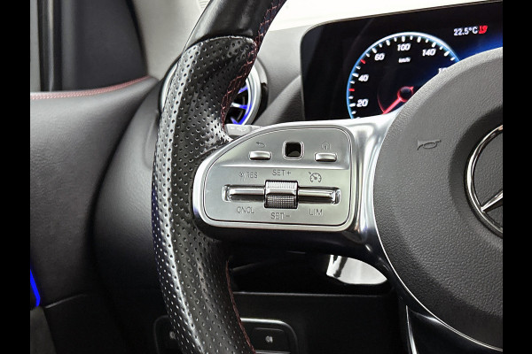 Mercedes-Benz GLA 250 e AMG Plug-In Hybride | AMG-Line IN en Exterieur | Sfeefverlichting| Chroompakket |  Navigatie | Panorama-schuifkanteldak | Stoelverwarming | 24 Maanden Mercedes-Benz Certified garantie.